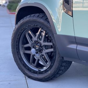 Land Rover Defender Offroad Style Wheels and Tires - Mantra Wheels