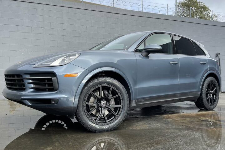 Mantra Wheels for Porsche Cayenne Blue Metallic Knighthawk Satin Black