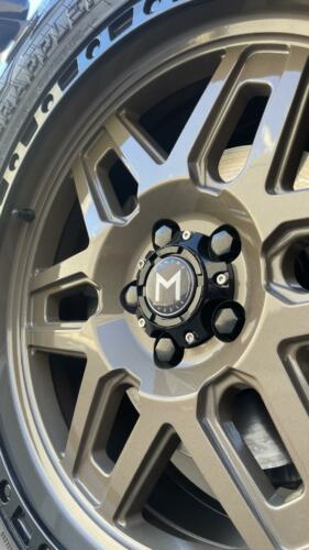 Mantra Wheels for Land Rover Discovery Black