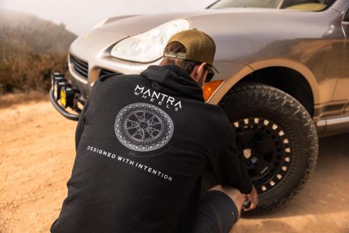 Mantra Wheels for Porsche Cayenne MantraMonterey FOX FORGED BEADLOCK Matte Black