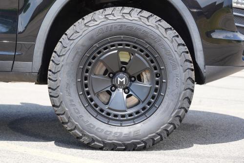 Mantra Wheels for Porsche Cayenne Black Fox Forged 18 Matte Black