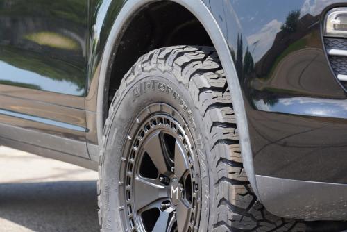 Mantra Wheels for Porsche Cayenne Black Fox Forged 18 Matte Black
